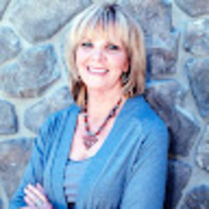 Meet your Posher, Pamela